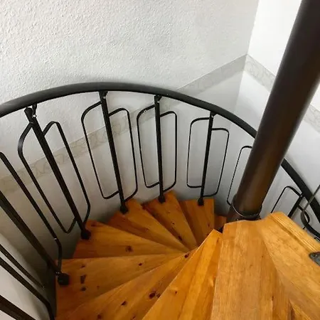 Apartment Messe, 2-bedroom Duplex With Kitchen&garden