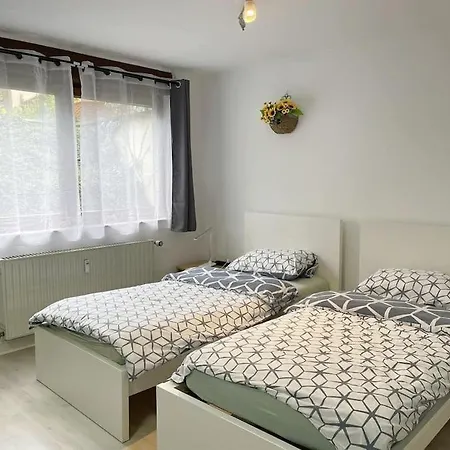 Messe, 2-bedroom Duplex With Kitchen&garden